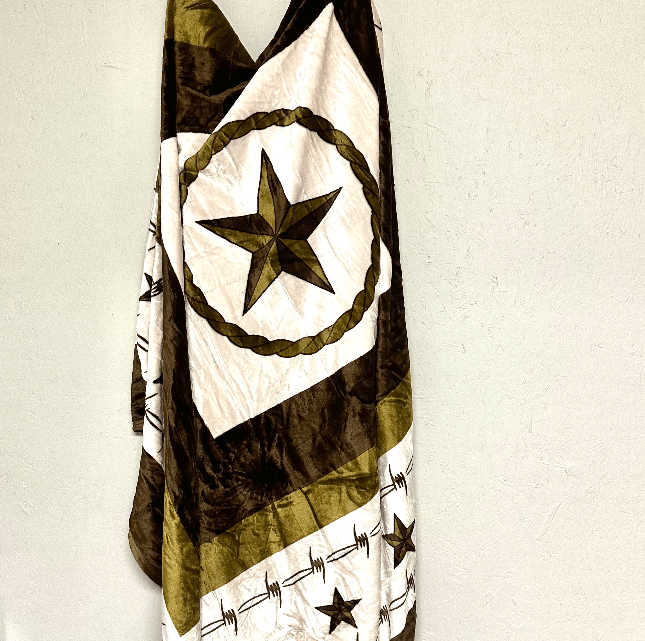 Envy Stylz Boutique Texas Star Barbwire Oversized Blanket