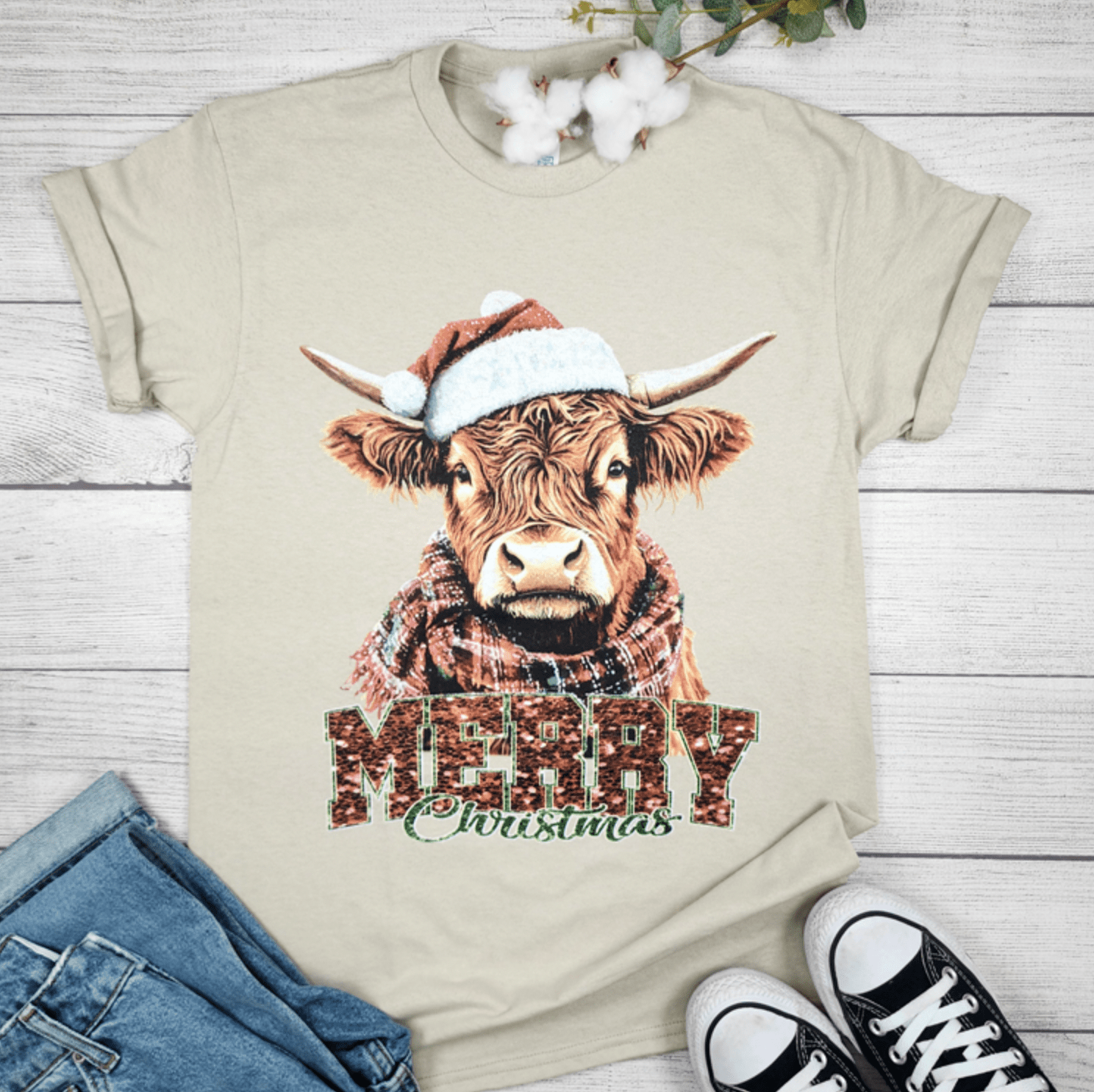 MERRY CHRISTMAS HIGHLAND COW Graphic T shirt