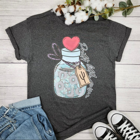 Envy Stylz Boutique Women - Apparel - Shirts - T-Shirts Pretty Little Things Graphic Tee