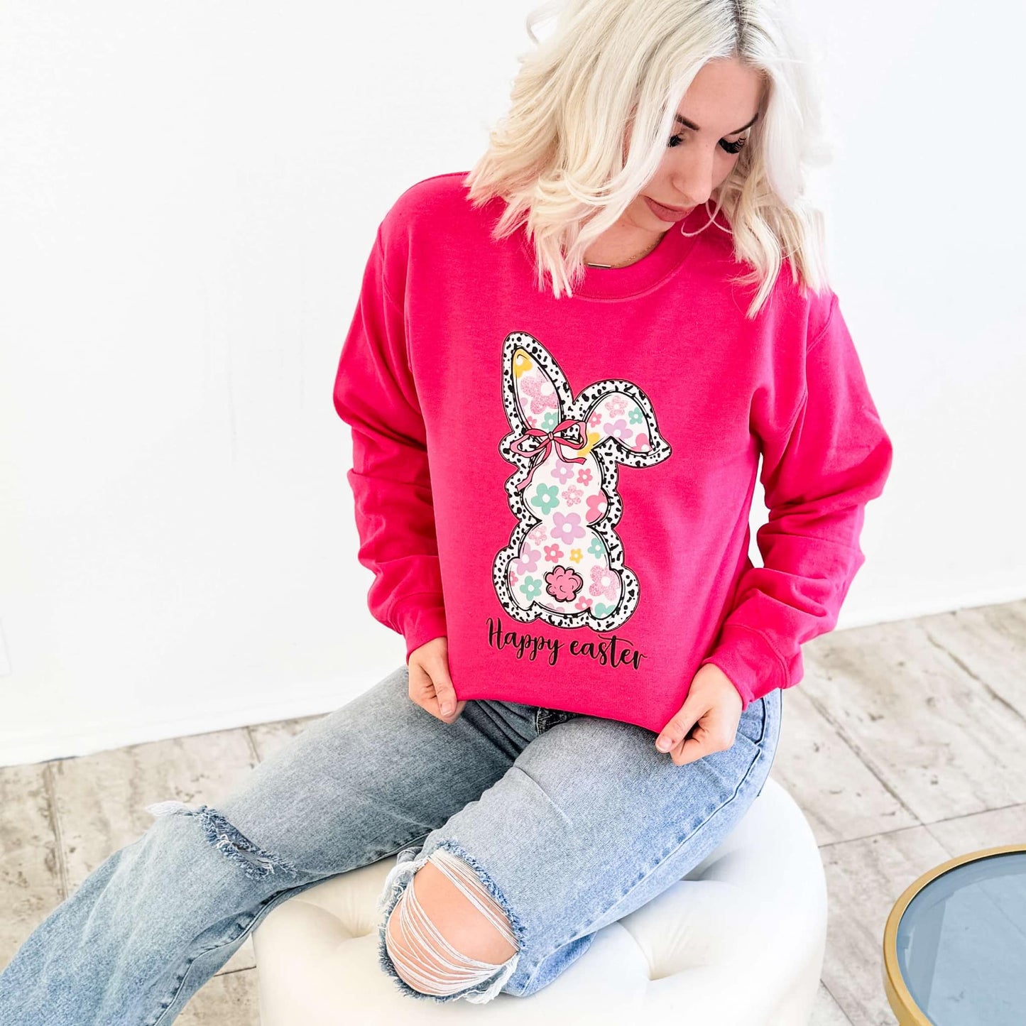 Envy Stylz Wholesale Women - Apparel - Shirts - T-Shirts Flower Dot Bunny Graphic Sweatshirt