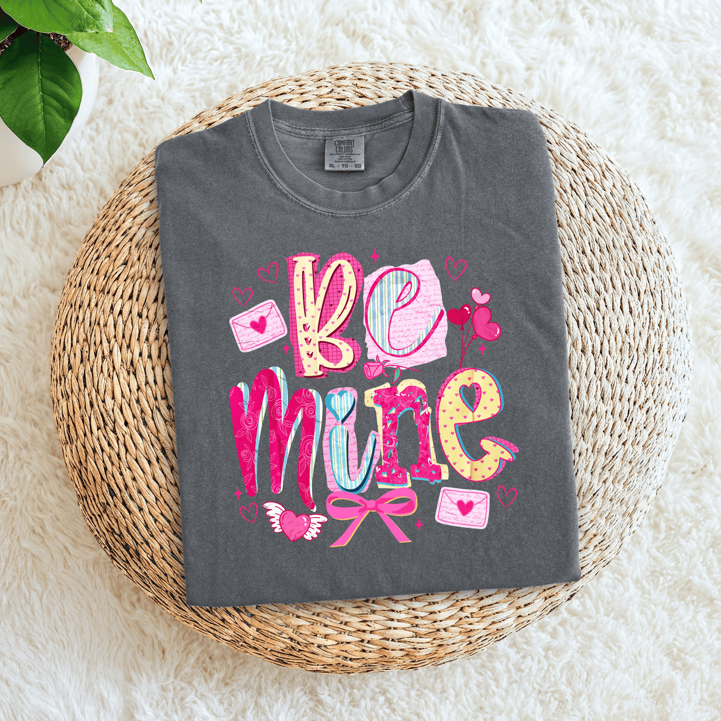FestiviTees Women - Apparel - Shirts - T-Shirts Be Mine Graphic Tee