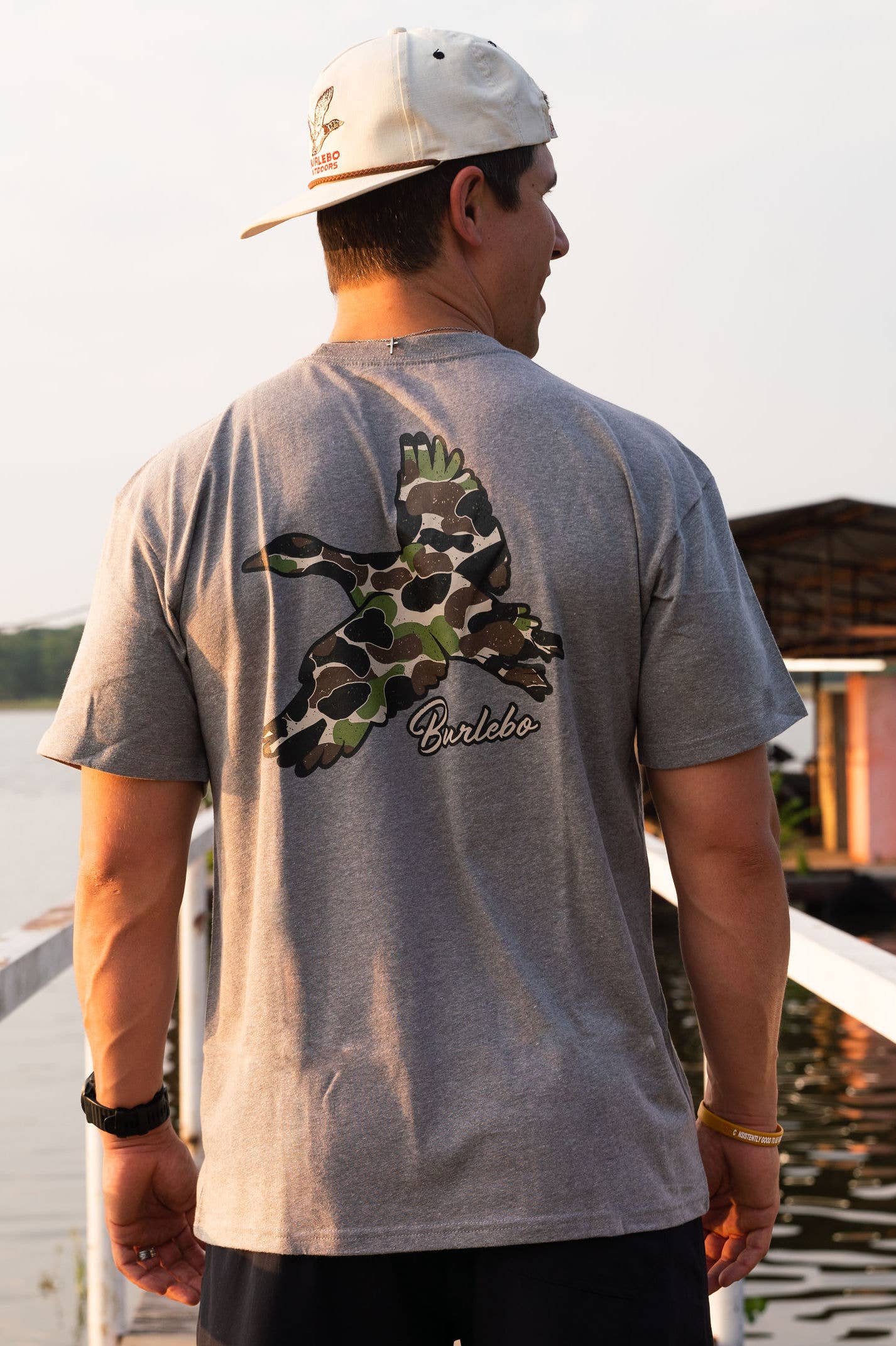 BURLEBO Apparel & Accessories > Clothing > Shirts & Tops Large Flying Throwback Duck