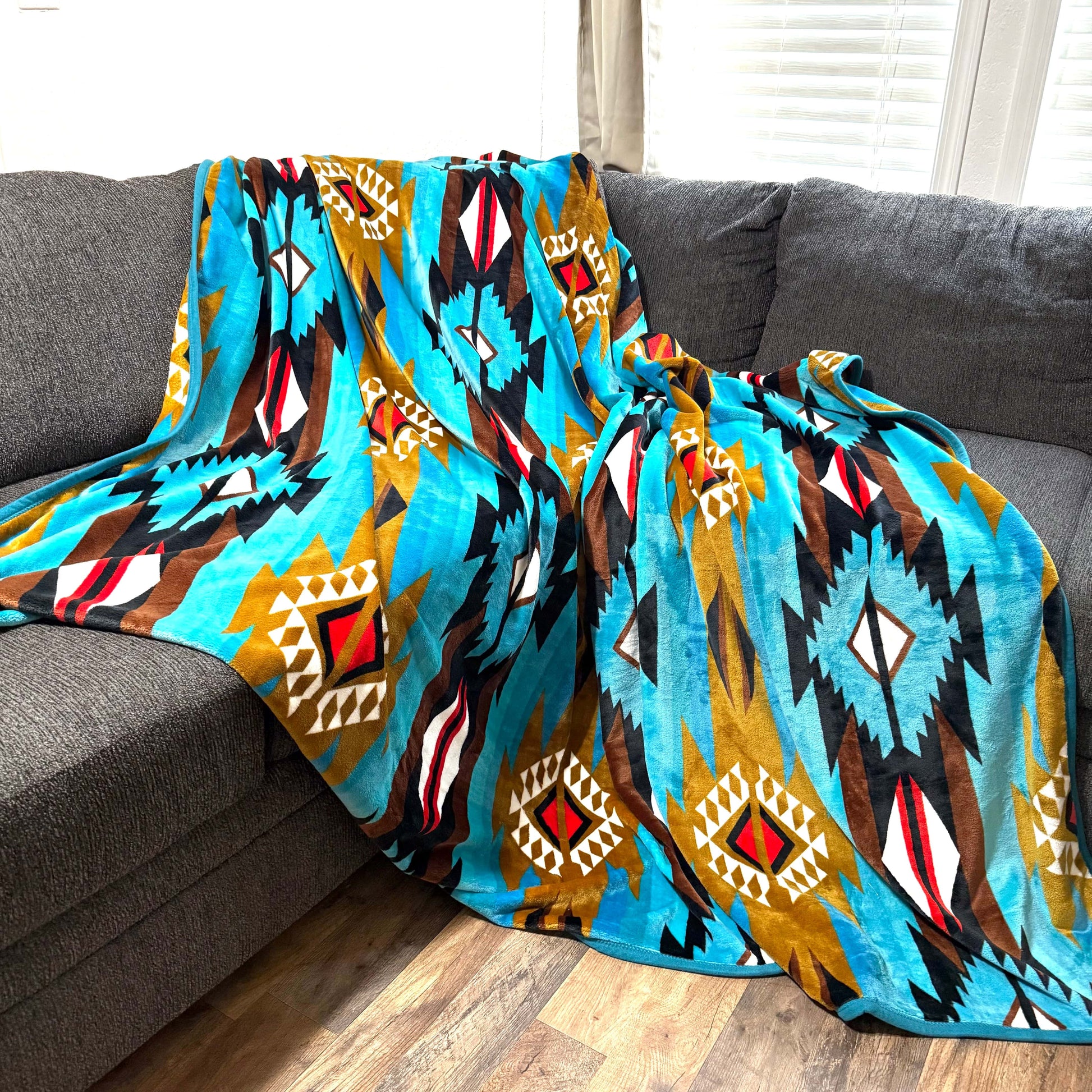 Envy Stylz Boutique Blanket Calhoun Oversized Blanket 82"x90"