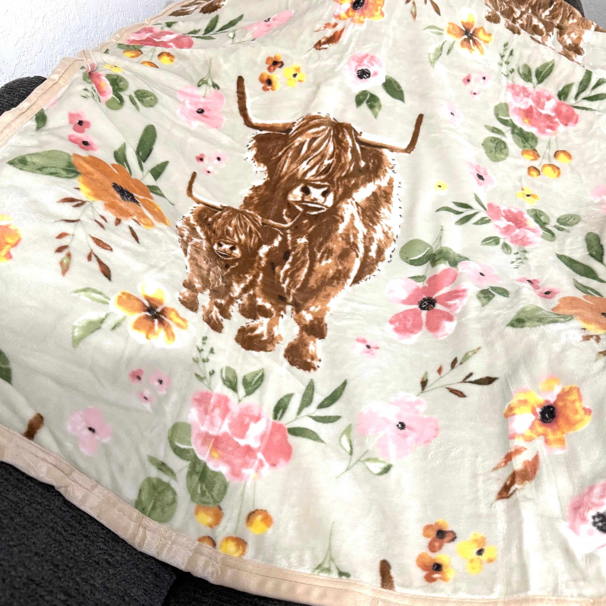 Envy Stylz Boutique Blanket Highland Cow Floral Oversized Blanket 82” x 90”