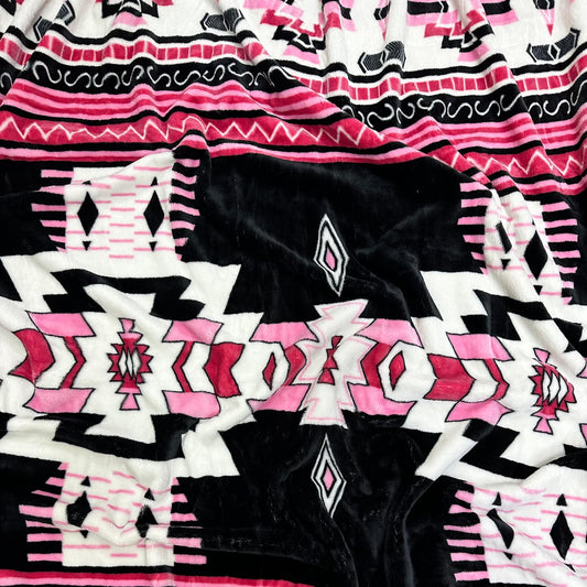 Envy Stylz Boutique Blanket Pink Southwestern Pattern Oversized Blanket 82"x90"