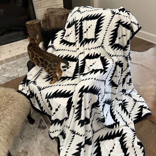 Envy Stylz Boutique Blanket The Frederic Soft Oversized Blanket