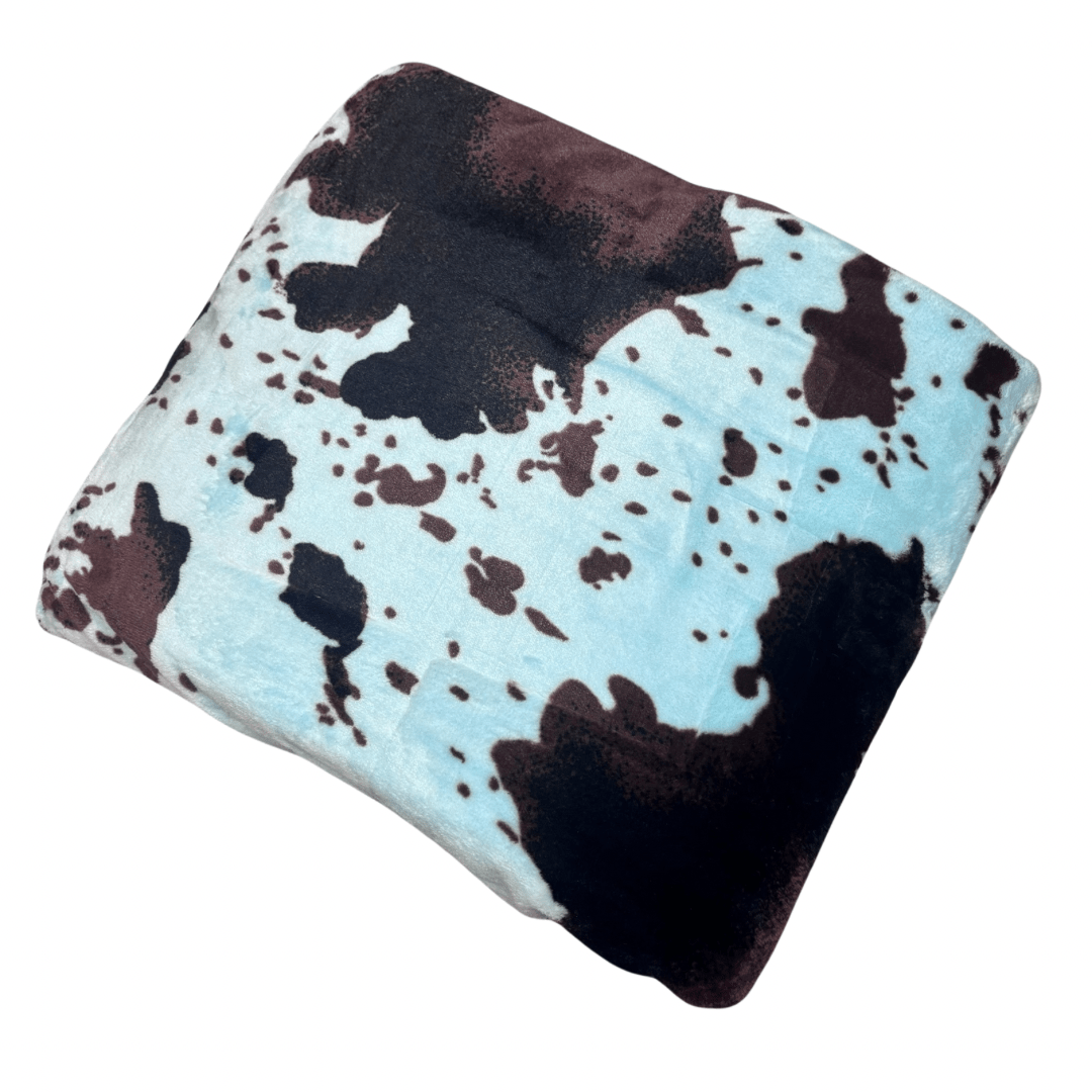 Envy Stylz Boutique Blanket Z Baby Turquoise Cowhide Lightweight Throw 60"x80"