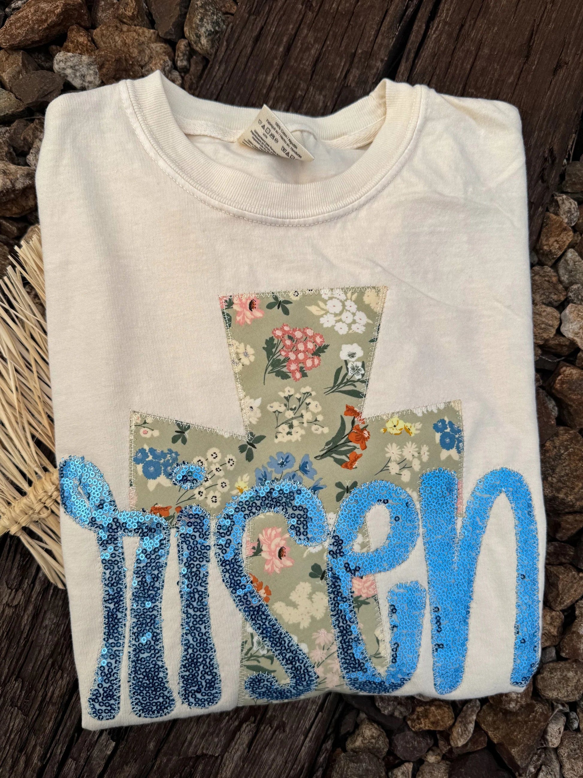 Envy Stylz Boutique Women - Apparel - Shirts - Shirts He is Risen Short Sleeve