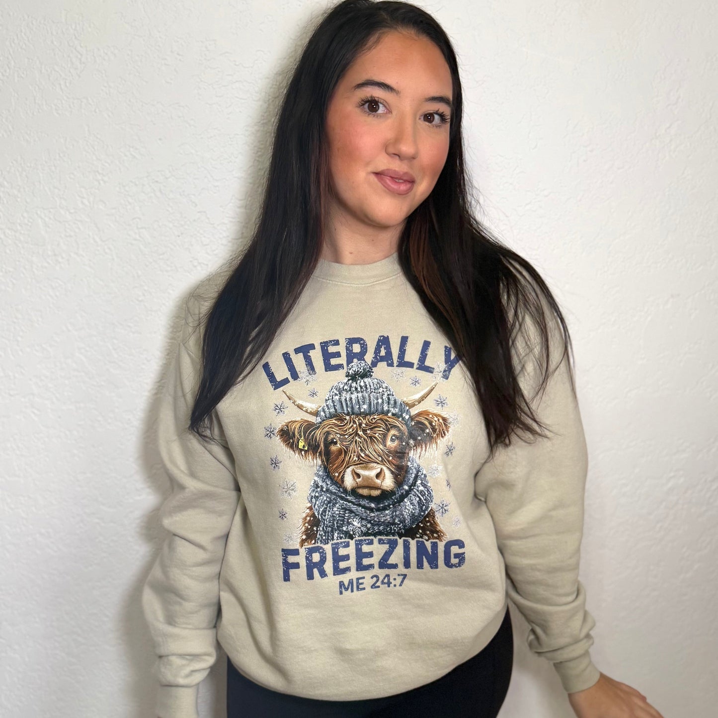 Envy Stylz Boutique Women - Apparel - Shirts - Sweatshirt Freezing Highland Cow Church Christmas Graphic T-shirt - Women's Faith Top