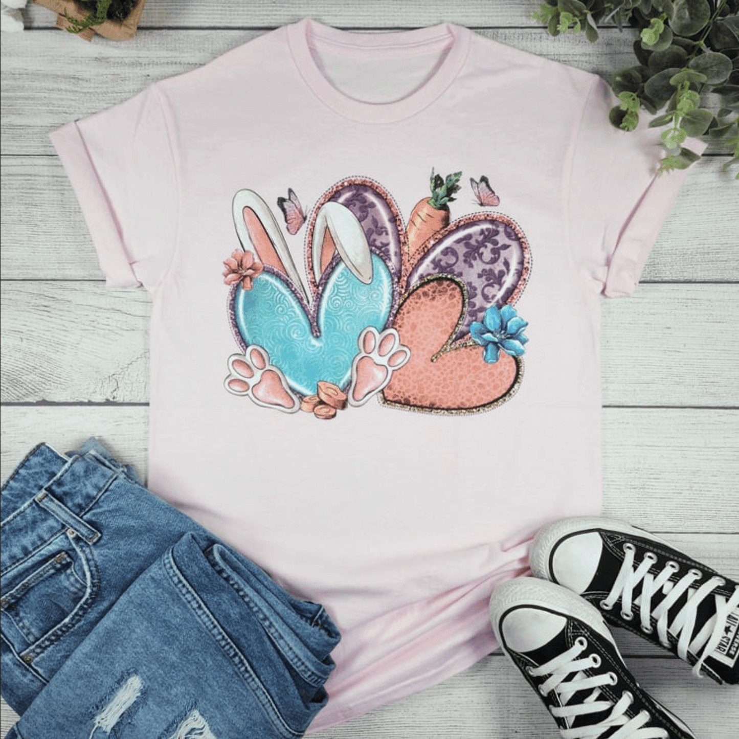 Envy Stylz Boutique Women - Apparel - Shirts - T-Shirts 3 Hearts Easter Graphic Tee