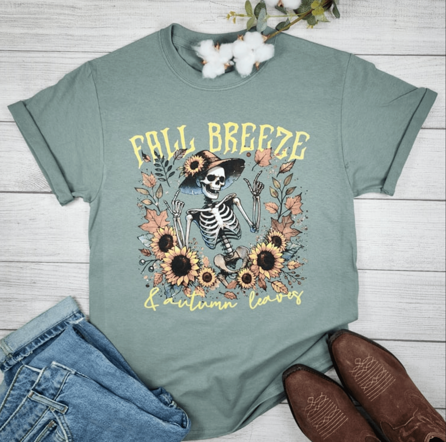 Envy Stylz Boutique Women - Apparel - Shirts - T-Shirts Fall Breeze Autumn Leaves Graphic Tee