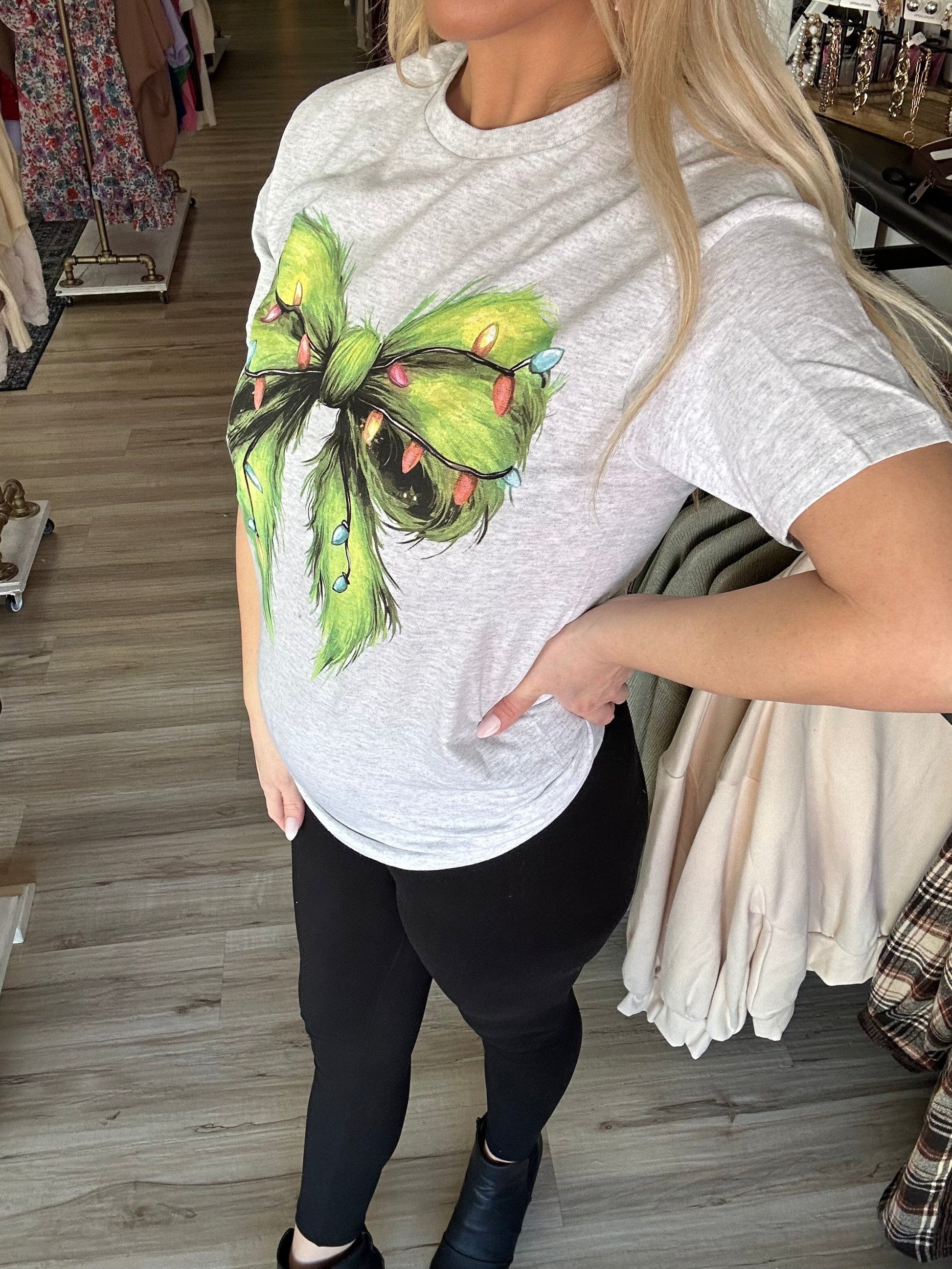 Envy Stylz Boutique Women - Apparel - Shirts - T-Shirts GREEN COQUETTE BOW Graphic Tee