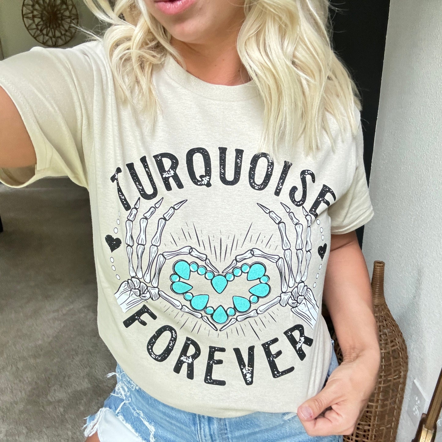 Envy Stylz Boutique Women - Apparel - Shirts - T-Shirts Turquoise Forever Graphic Tee