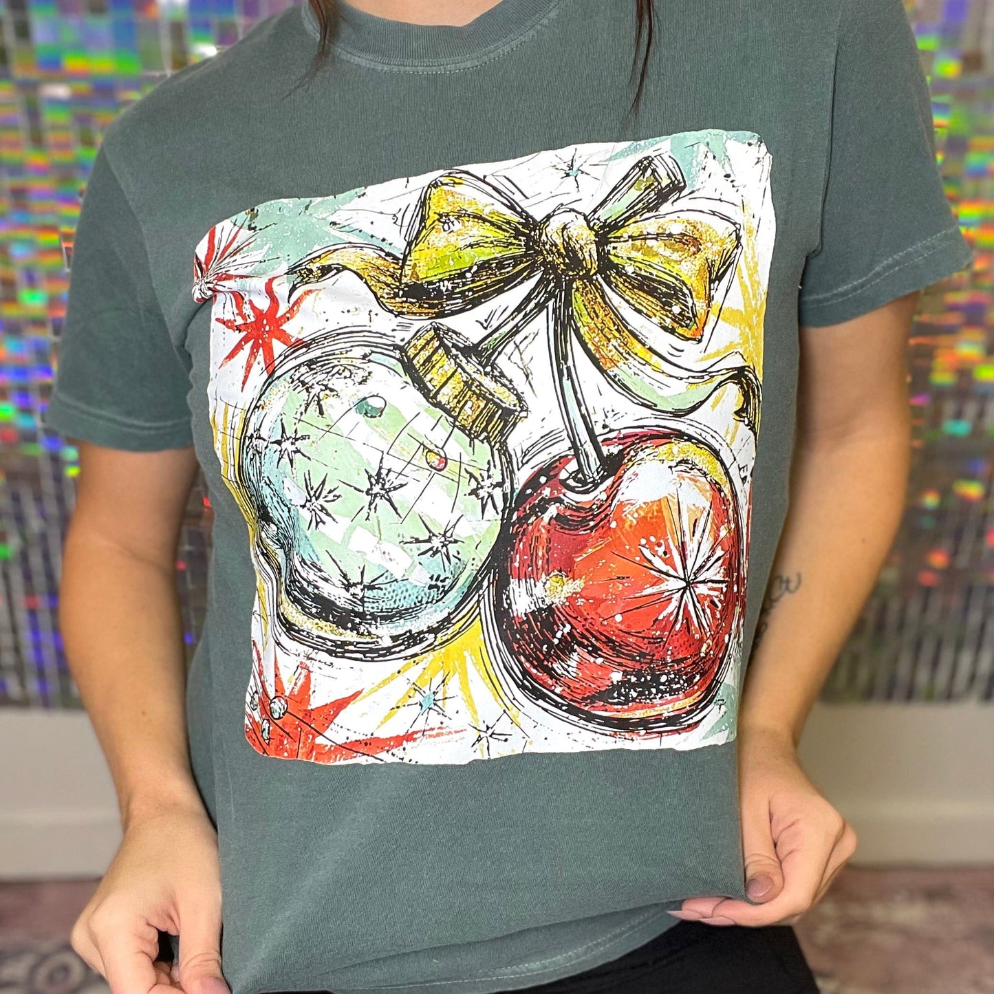 FestiviTees Women - Apparel - Shirts - T-Shirts Artsy Ornaments Graphic Tee