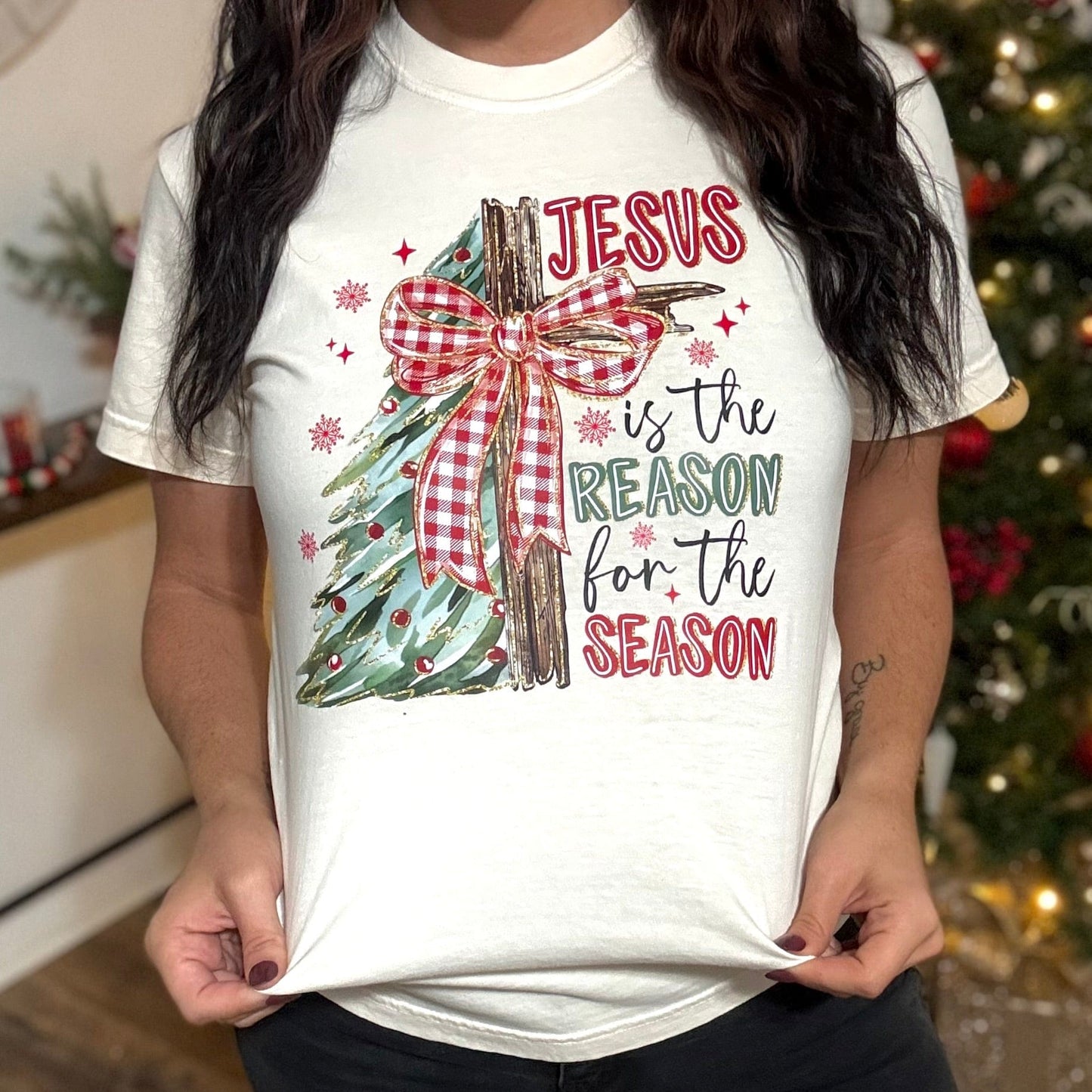 FestiviTees Women - Apparel - Shirts - T-Shirts Christmas Tree Jesus & Cross Graphic Tee