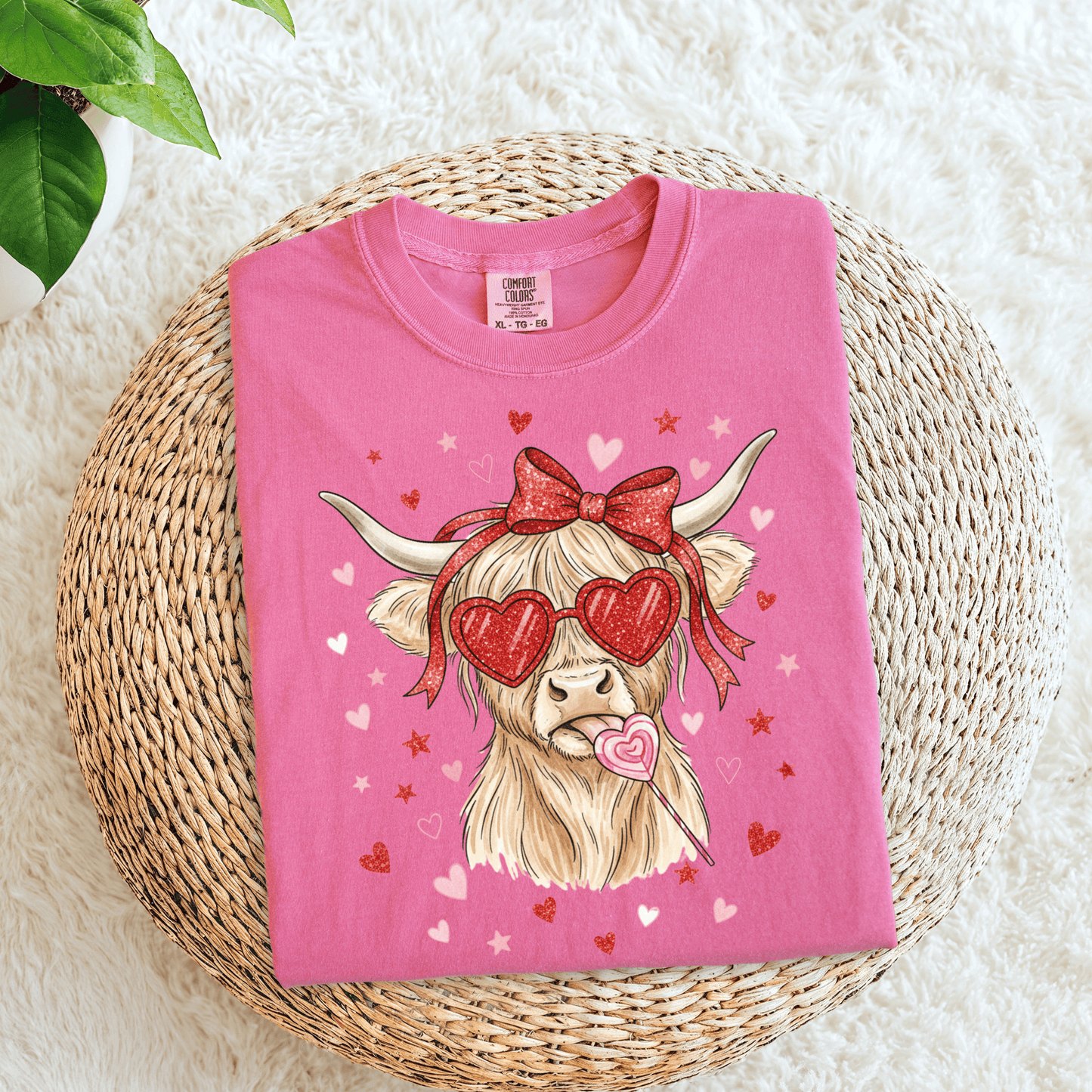 FestiviTees Women - Apparel - Shirts - T-Shirts Sassy Valentine Cow Graphic Tee