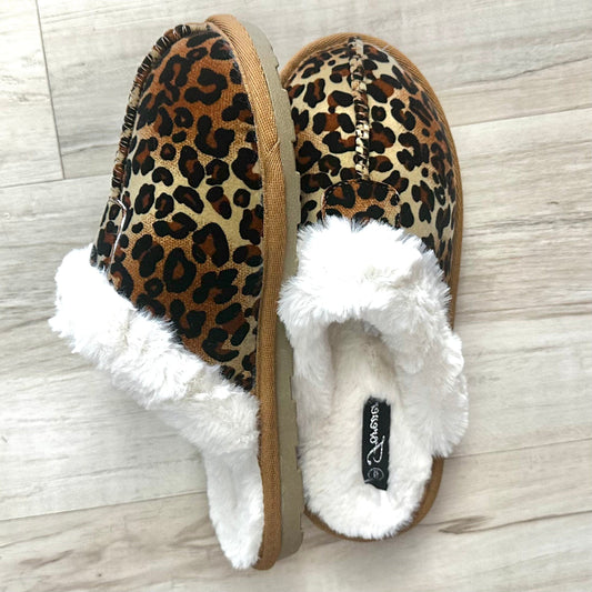 Forever Women - Apparel - Shirts - T-Shirts Leopard Slippers