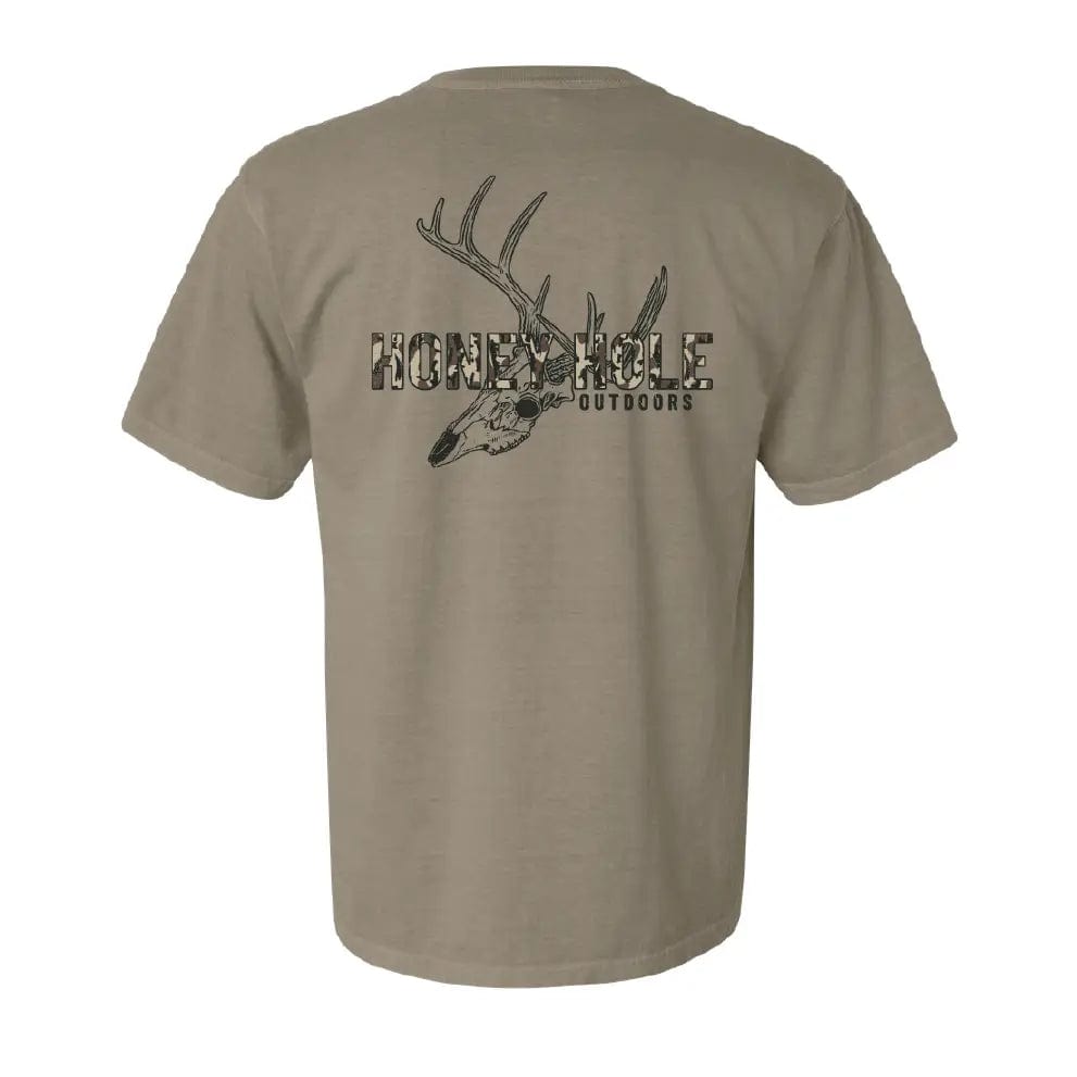 Honey Hole Outdoors Apparel & Accessories > Clothing > Shirts & Tops Honey Hole Outdoors Men's Skull Mount Shirt