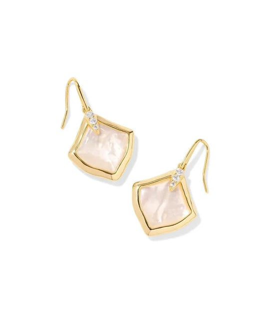 Kendra Scott Women - Accessories - Earrings Cassidy Gold Short Pendant Necklace| Kendra Scott