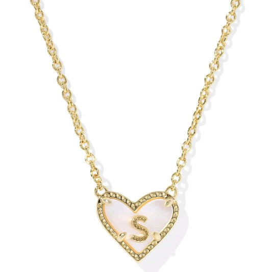 Kendra Scott Women - Accessories - Necklace Ari Heart Letter S Gold Short Pendant Necklace| Kendra Scott