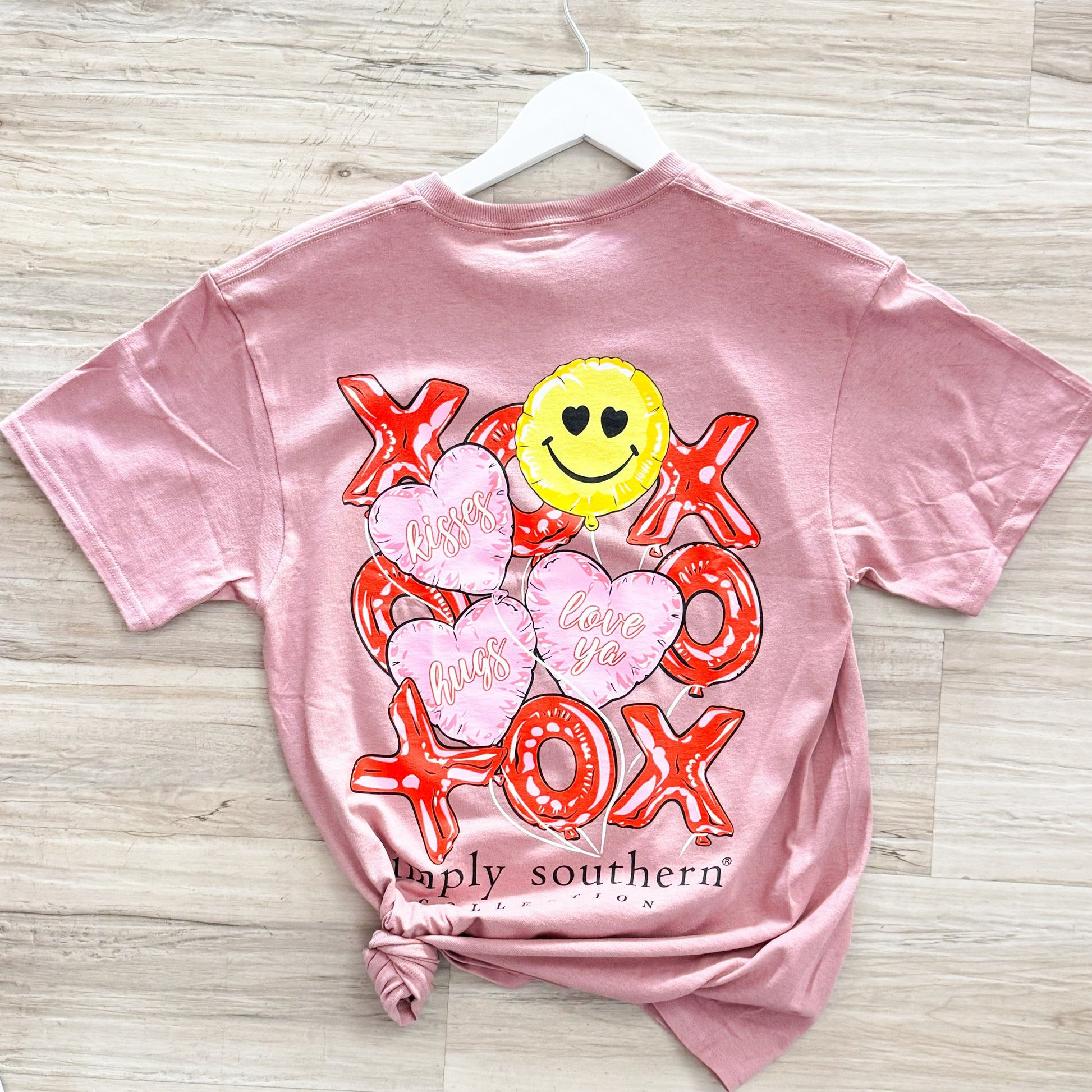 Simply Southern Women - Apparel - Shirts - T-Shirts Xoxo Valentine Balloons Simply Southern Graphic Tee