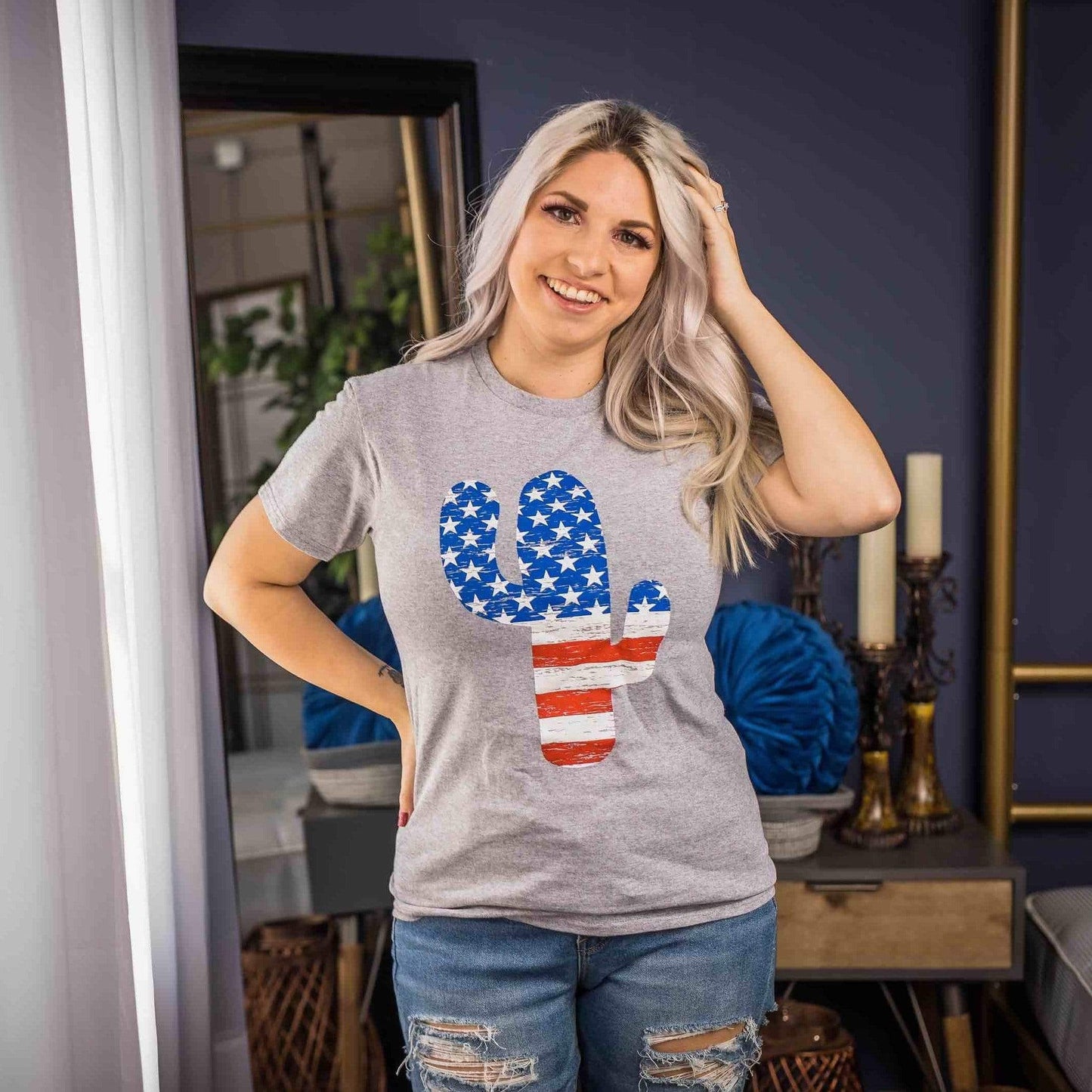 Envy Stylz Boutique Women - Apparel - Shirts - T-Shirts American Flag Cactus Graphic Tee