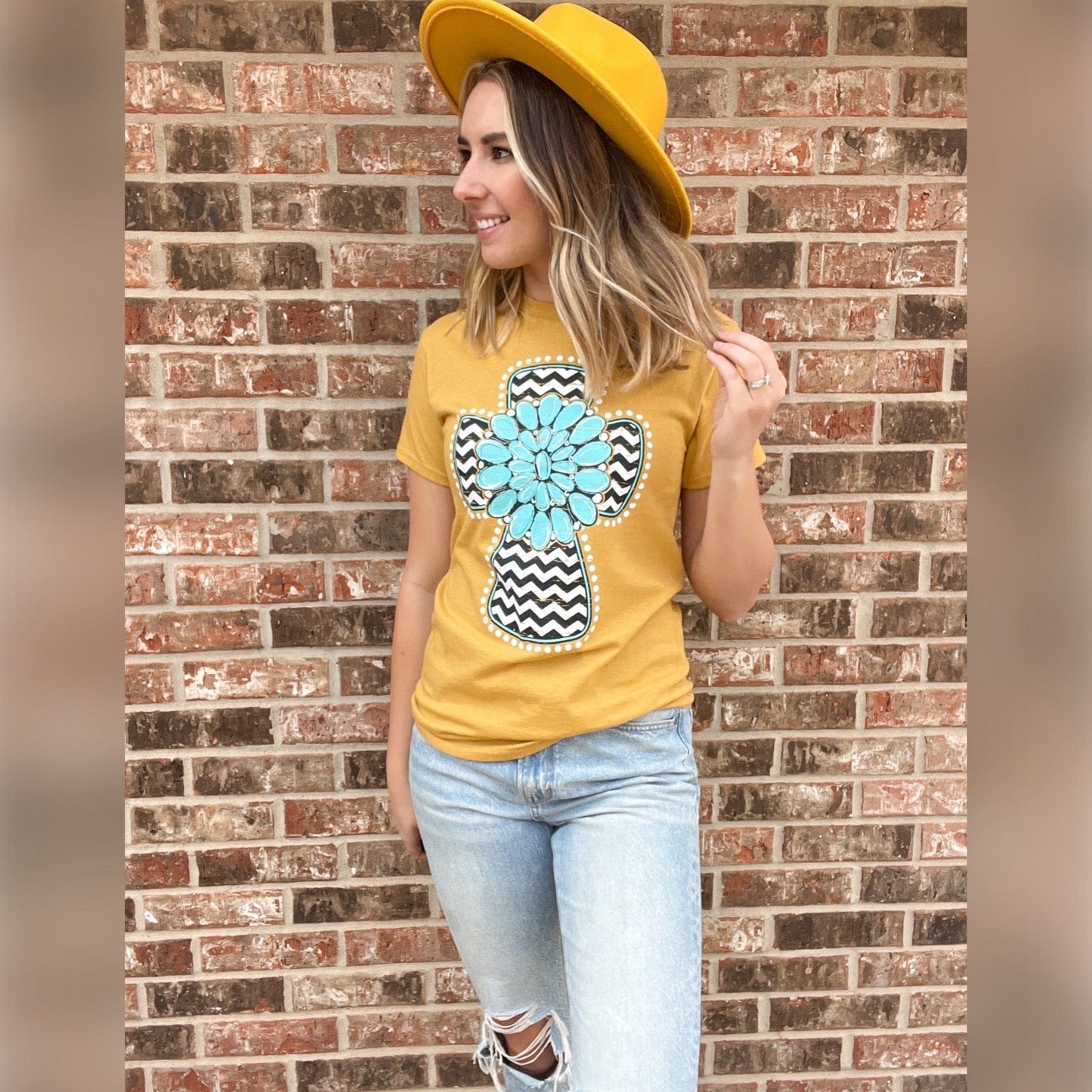 Envy Stylz Boutique Women - Apparel - Shirts - T-Shirts Chevron Turquoise Cross Graphic Tee