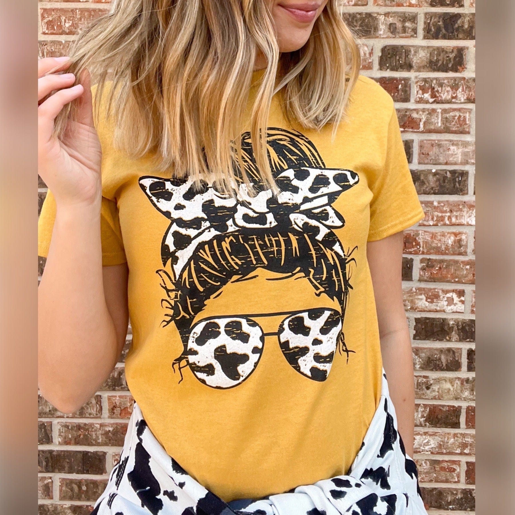 Envy Stylz Boutique Women - Apparel - Shirts - T-Shirts Cow Print Messy Bun Graphic Tee