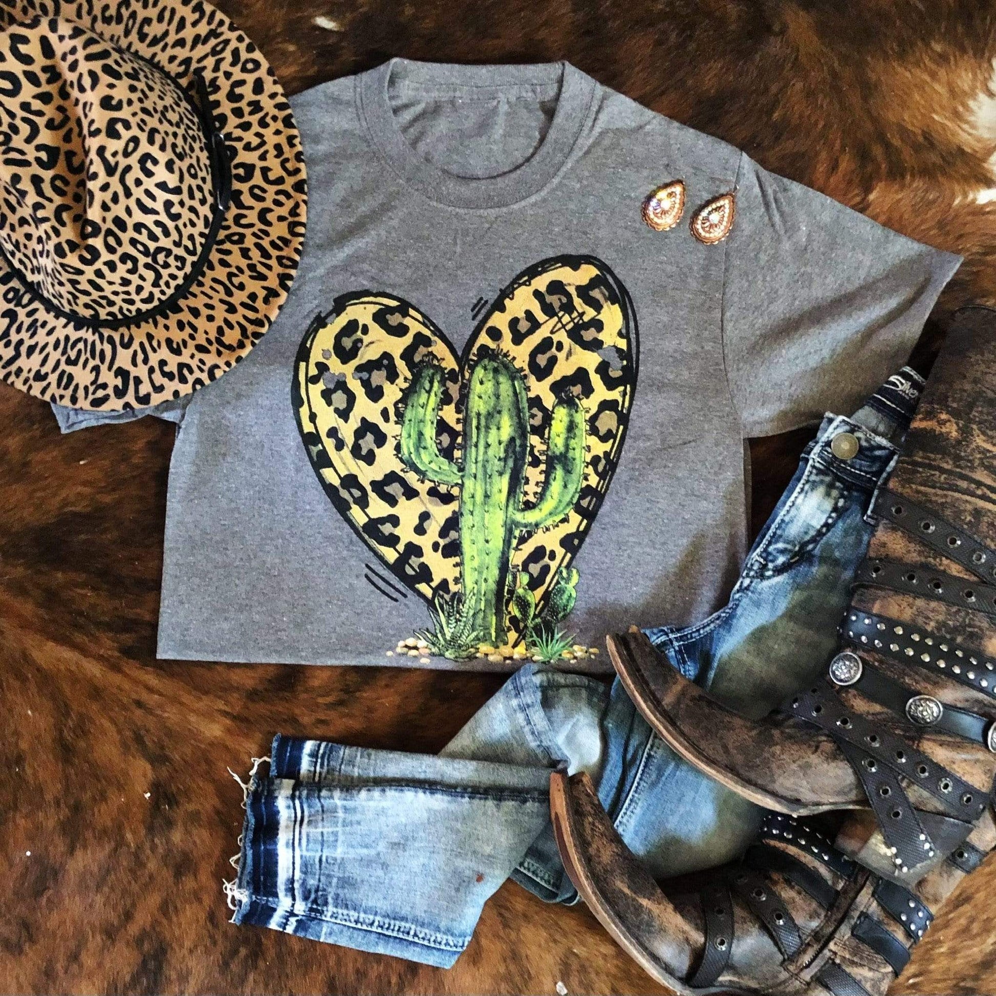 Leopard Heart Cactus Graphic T-Shirt - Envy Stylz Boutique