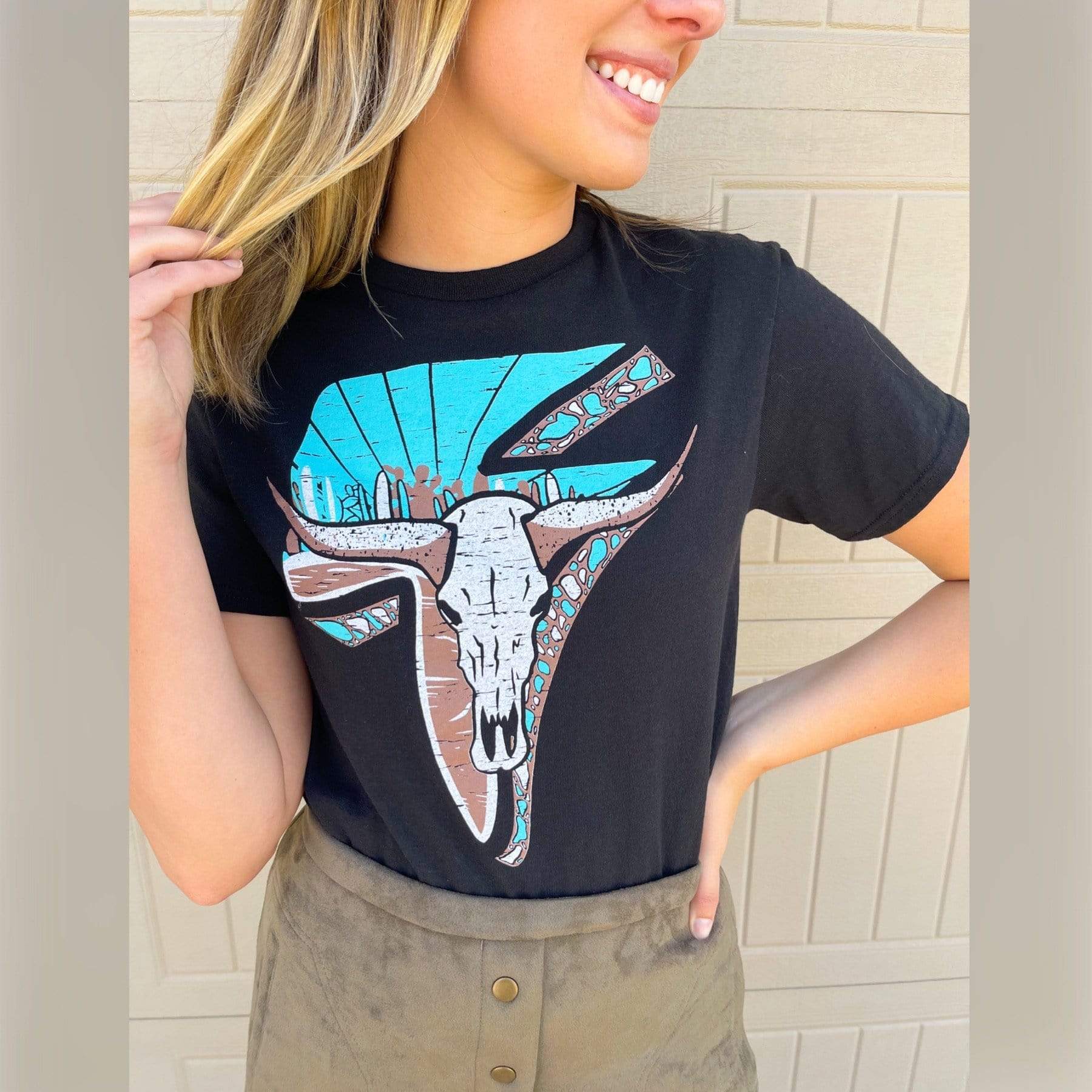 Envy Stylz Boutique Women - Apparel - Shirts - T-Shirts Lightning Cow Skull Graphic Tee
