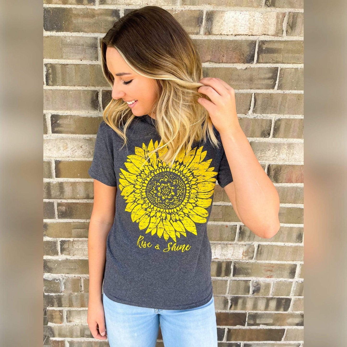Envy Stylz Boutique Women - Apparel - Shirts - T-Shirts Sunflower Rise & Shine Graphic Tee