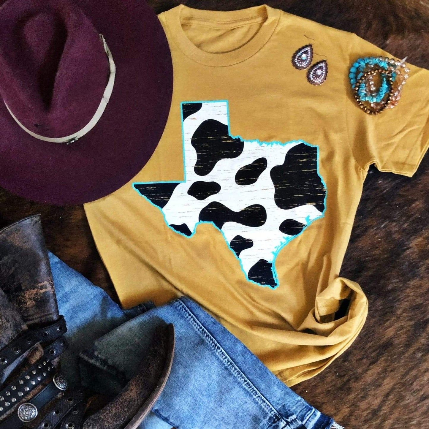 Envy Stylz Boutique Women - Apparel - Shirts - T-Shirts Texas Cow Pattern Graphic Tee